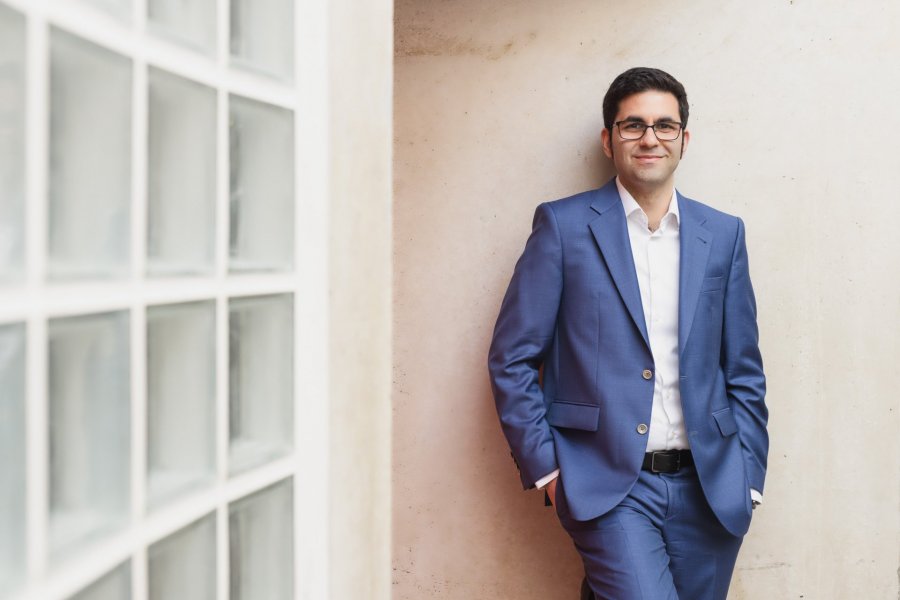 Notar in Rüsselsheim | Rüsselsheimer Notar & Rüsselsheimer Notariat spezialisiert auf Anliegen von Notaren zum Immobilienrecht, Wirtschaftsrecht & Erbrecht | Notar & Notariat für Rüsselsheim | Notar & Notariat für Raunheim | Notar & Notariat für Kelsterbach | Notartermin online vereinbaren | Notartermin in Rüsselsheim vereinbaren | Notartermin für Raunheim | Notartermin für Kelsterbach | rechtssichere Abwicklung Ihrer Notarurkunde beim Notar in Rüsselsheim | Rüsselsheimer Notar & Rüsselsheimer Notariat für Hauskauf, Grundstückskauf, Grundschuld, Testament, Erbvertrag, Erbschein, Erbausschlagung, Ehevertrag, Vorsorgevollmacht, Generalvollmacht, Patientenverfügung