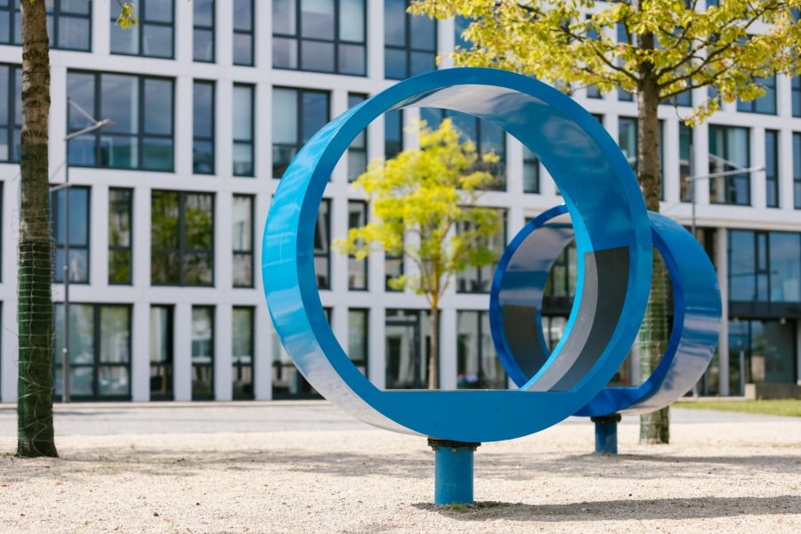 Notar in Rüsselsheim | Rüsselsheimer Notar & Rüsselsheimer Notariat spezialisiert auf Anliegen von Notaren zum Immobilienrecht, Wirtschaftsrecht & Erbrecht | Notar & Notariat für Rüsselsheim | Notar & Notariat für Raunheim | Notar & Notariat für Kelsterbach | Notartermin online vereinbaren | Notartermin in Rüsselsheim vereinbaren | Notartermin für Raunheim | Notartermin für Kelsterbach | rechtssichere Abwicklung Ihrer Notarurkunde beim Notar in Rüsselsheim | Rüsselsheimer Notar & Rüsselsheimer Notariat für Hauskauf, Grundstückskauf, Grundschuld, Testament, Erbvertrag, Erbschein, Erbausschlagung, Ehevertrag, Vorsorgevollmacht, Generalvollmacht, Patientenverfügung